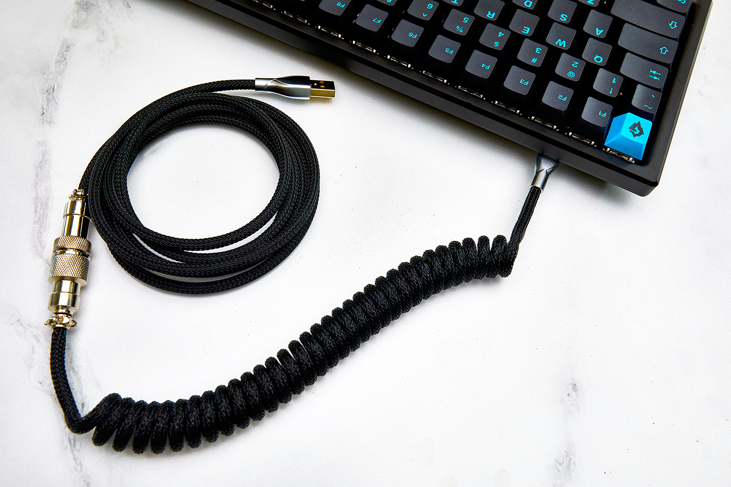 Coiled Keyboard Cables Explained: Aviator Connectors Guide